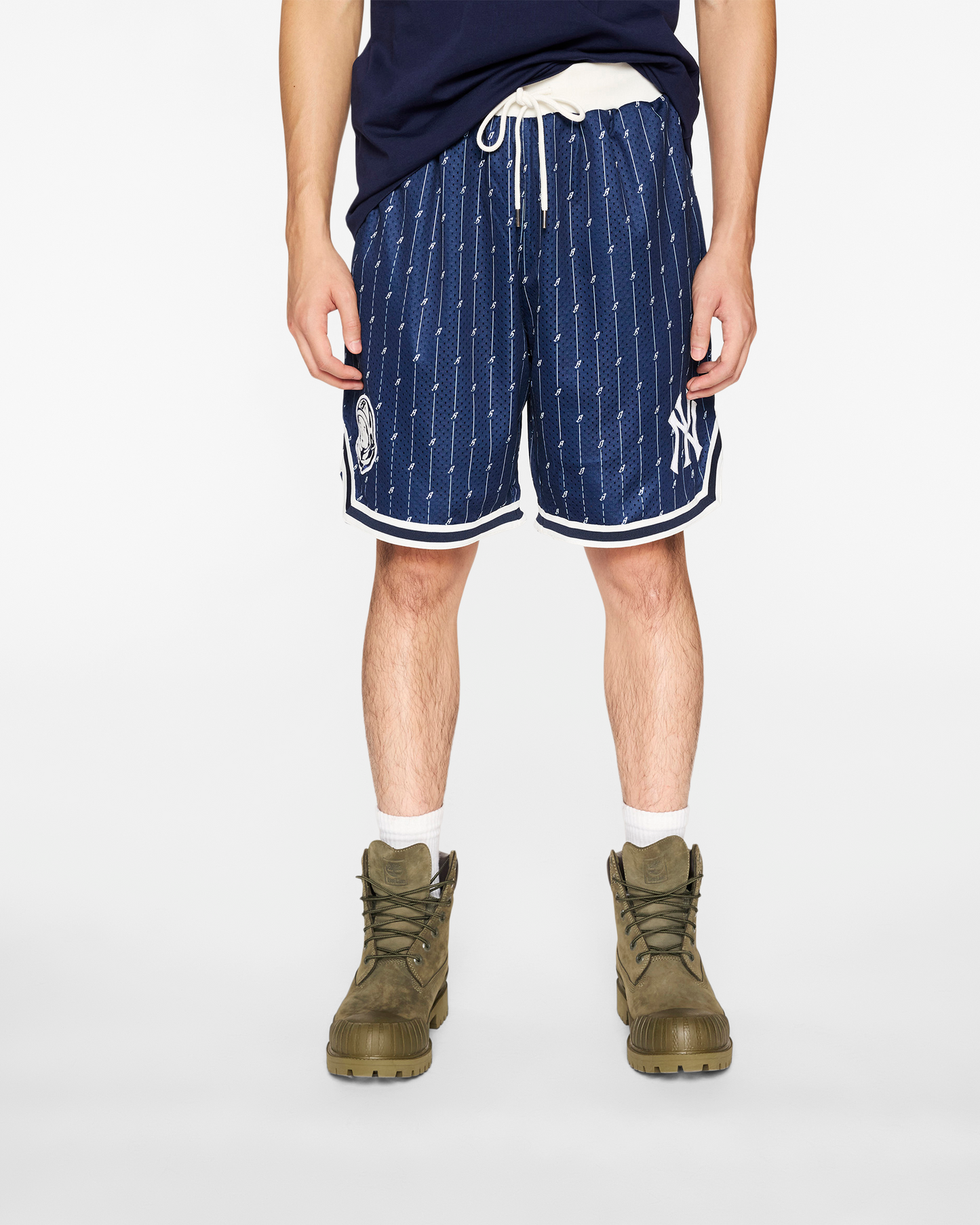 NY Yankees Pinstripe Mesh Short